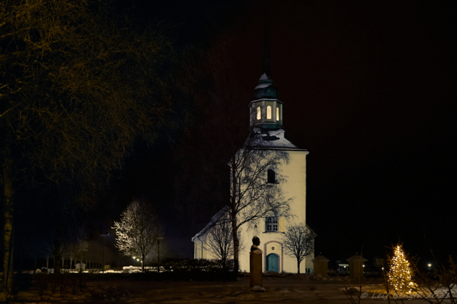 Våmhus kyrka