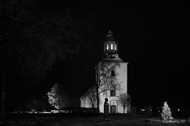 Våmhus kyrka