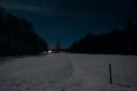 Vy i månsken mot Brändhol