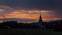 Sommarnattkyrka