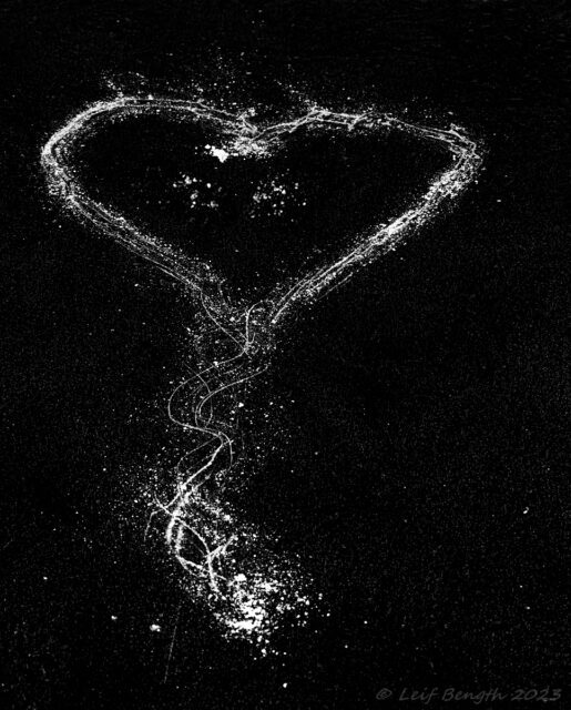 Där vassa klor ristar is