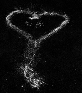 Där vassa klor ristar is