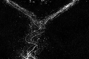 Där vassa klor ristar is...