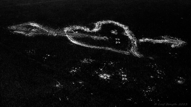 Där vassa klor ristar is